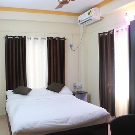 White Pearl Homestay Порт-Блэр Экстерьер фото