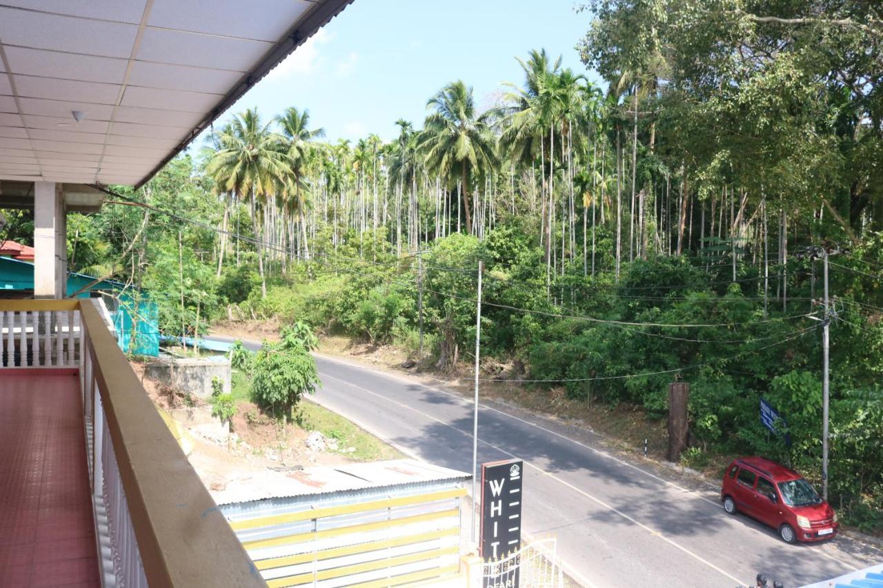 White Pearl Homestay Порт-Блэр Экстерьер фото